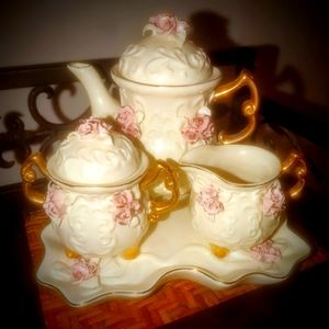 Vintage Cracker Barrel tea set